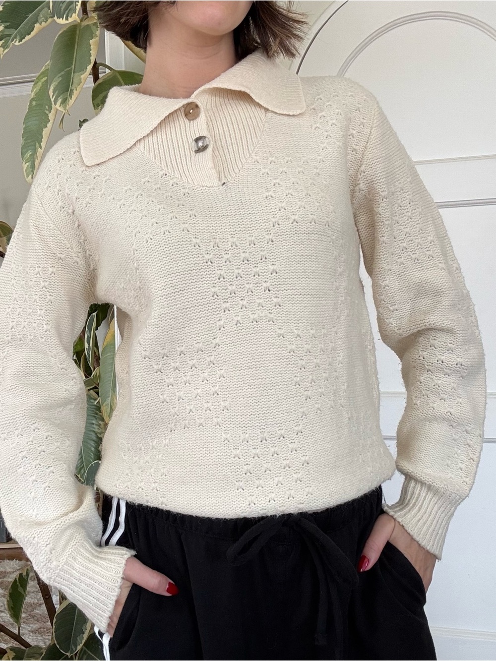 Vintage Cream Textured Collared Knit Pullover